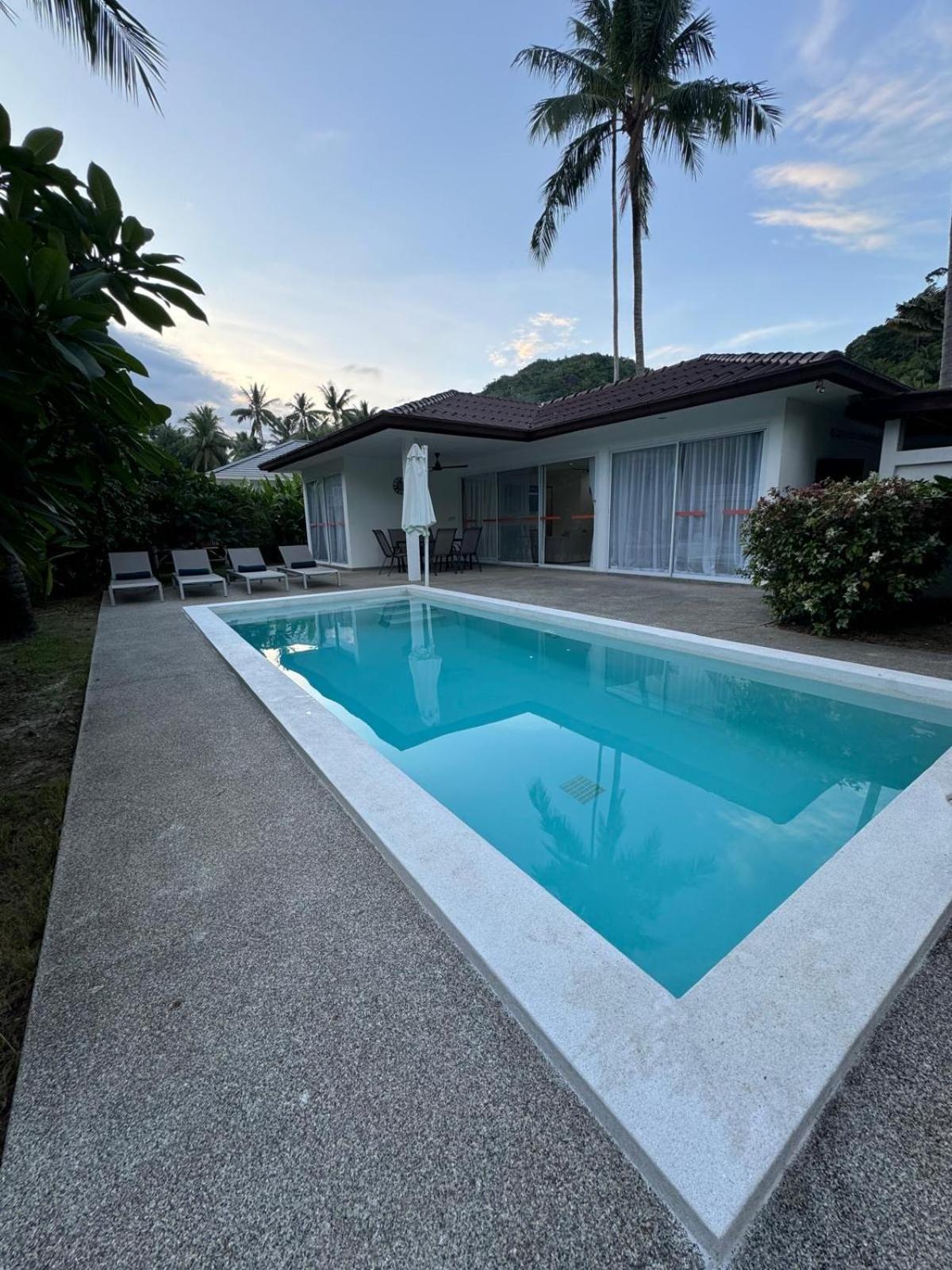 Sawan Residence Pool Villas Ламаи-Бич Экстерьер фото
